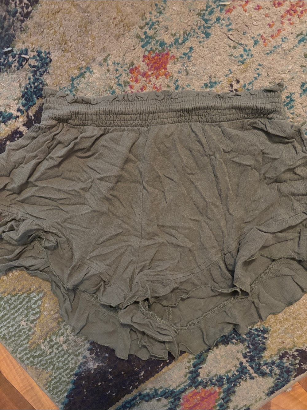 LA MIEL Olive Green Ruffle Waistband Women’s Shorts